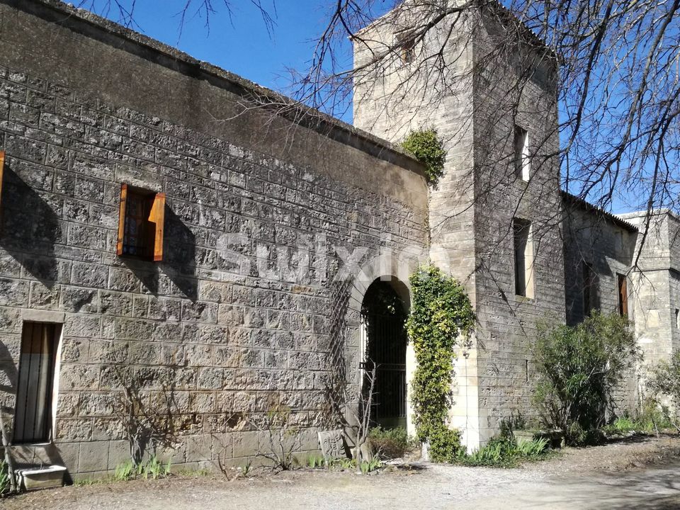 Landejendom i Fabrègues, Herault - foto 1