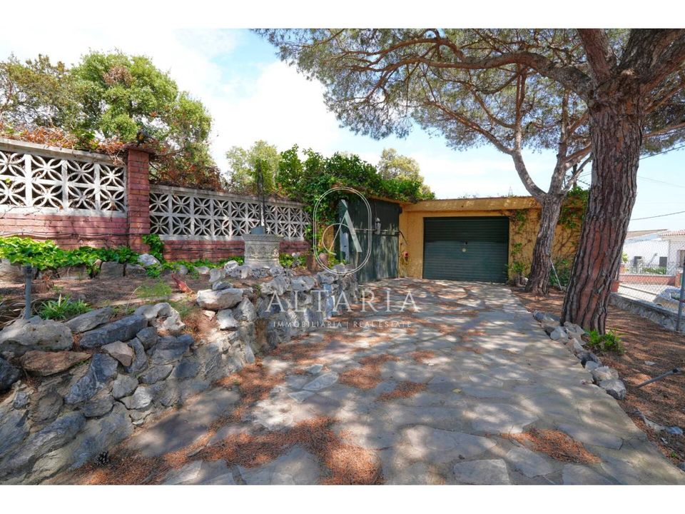 Villa en Palafolls, Barcelona - foto 3