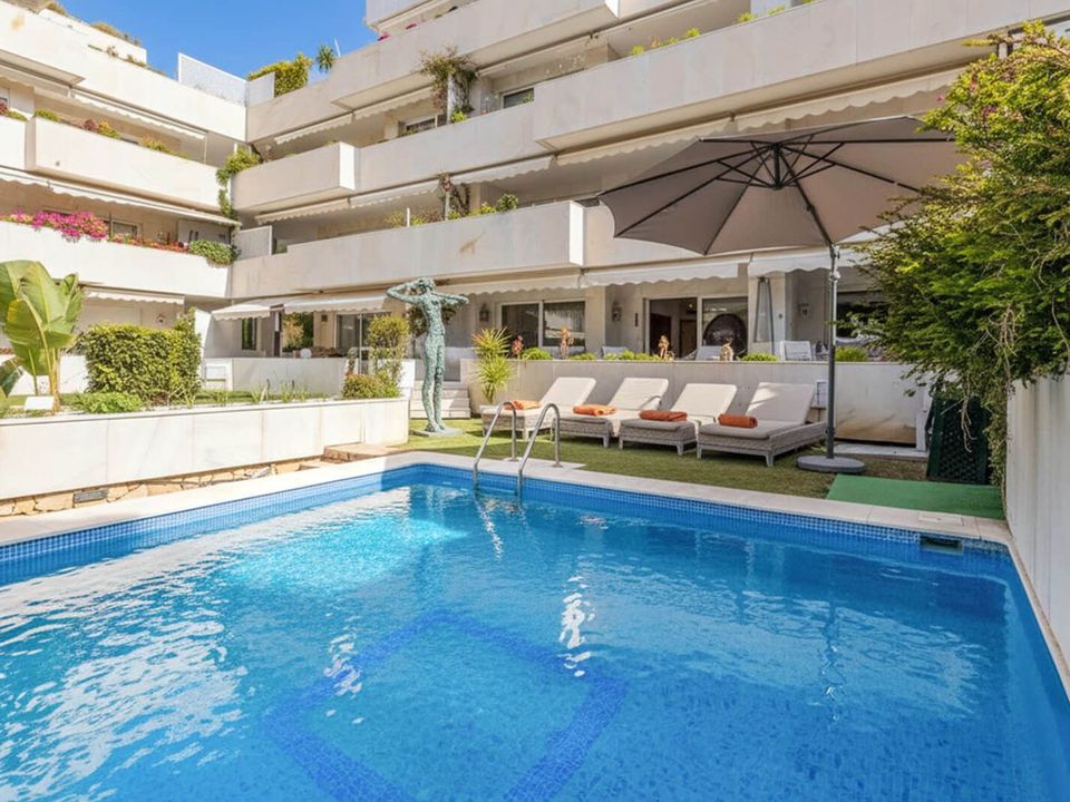 Lejlighed i Puerto Banus, Malaga - foto 1