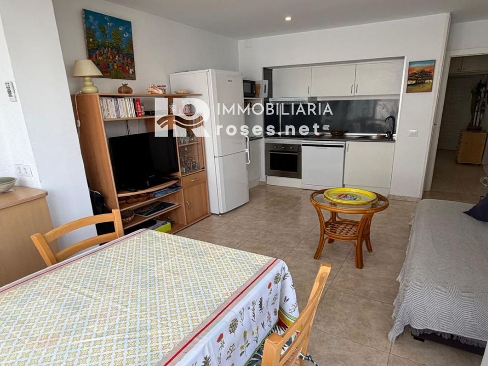 Lejlighed i Roses, Gerona - foto 1