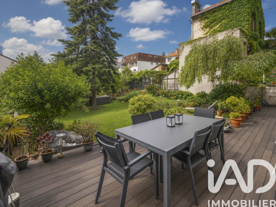 Villa i Fontenay-sous-Bois, Val-de-Marne - bilde 1