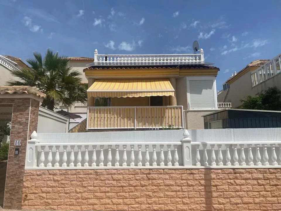 Villa i La Marina, Alicante - foto 1