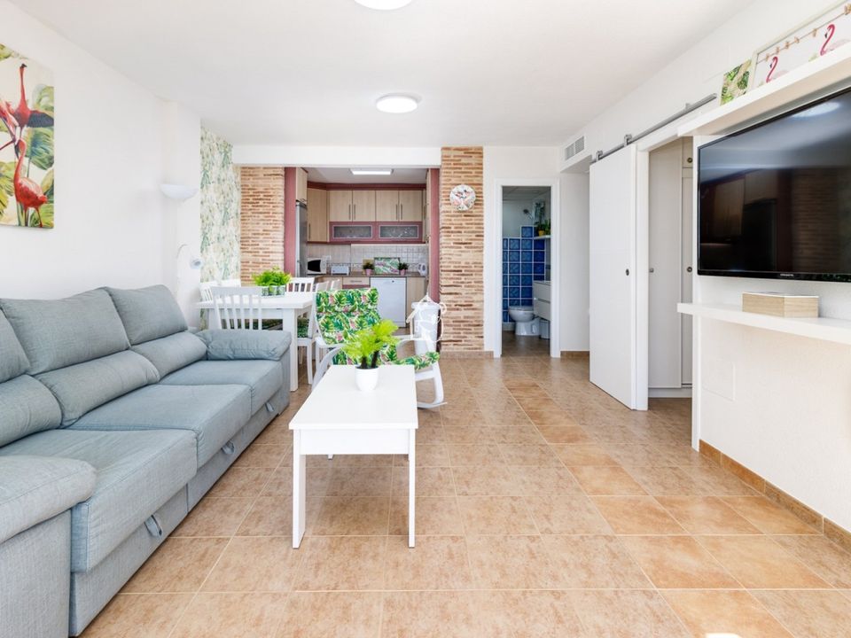 Apartment in Torrevieja, Alicante - photo 2