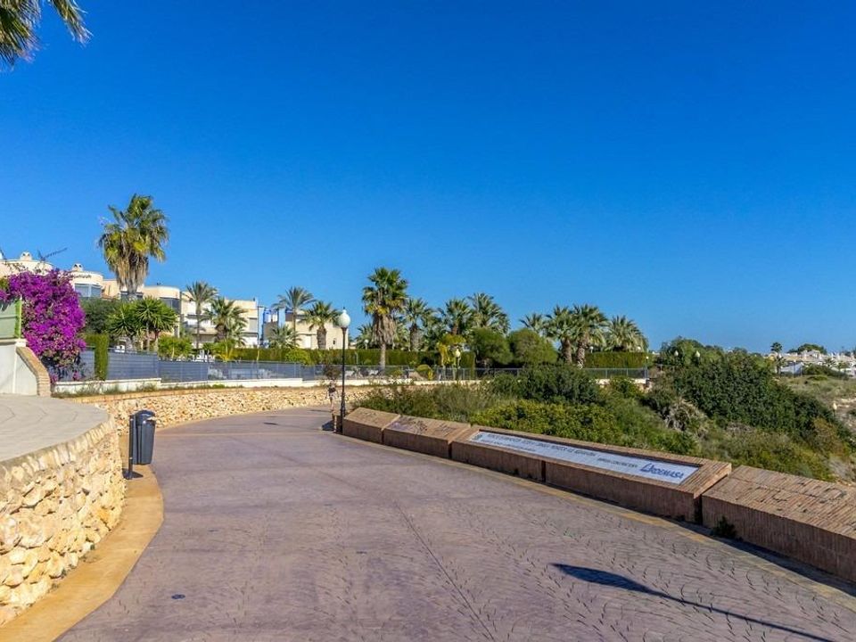 Byhus i Cabo Roig, Alicante - foto 4