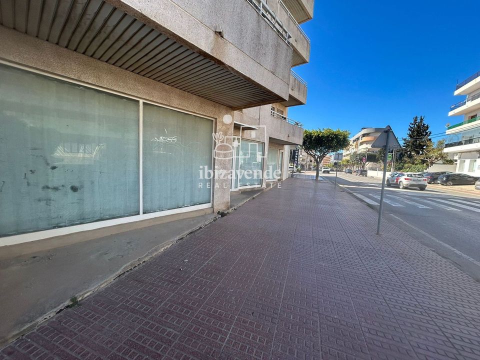 Erhvervsejendom i Santa Eulalia Del Rio, Ibiza - foto 1