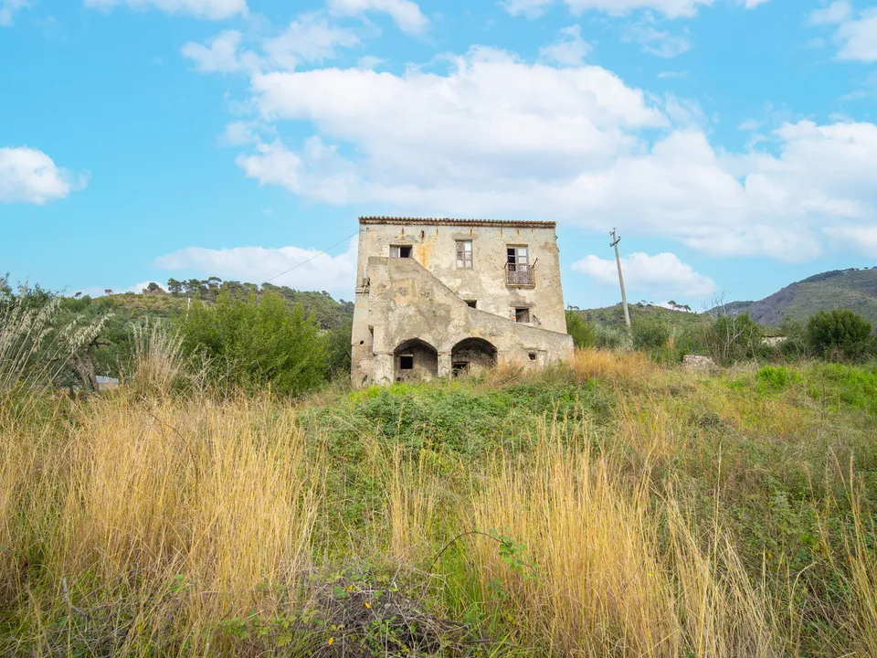 Ruinere i Praia a Mare, Cosenza - foto 1
