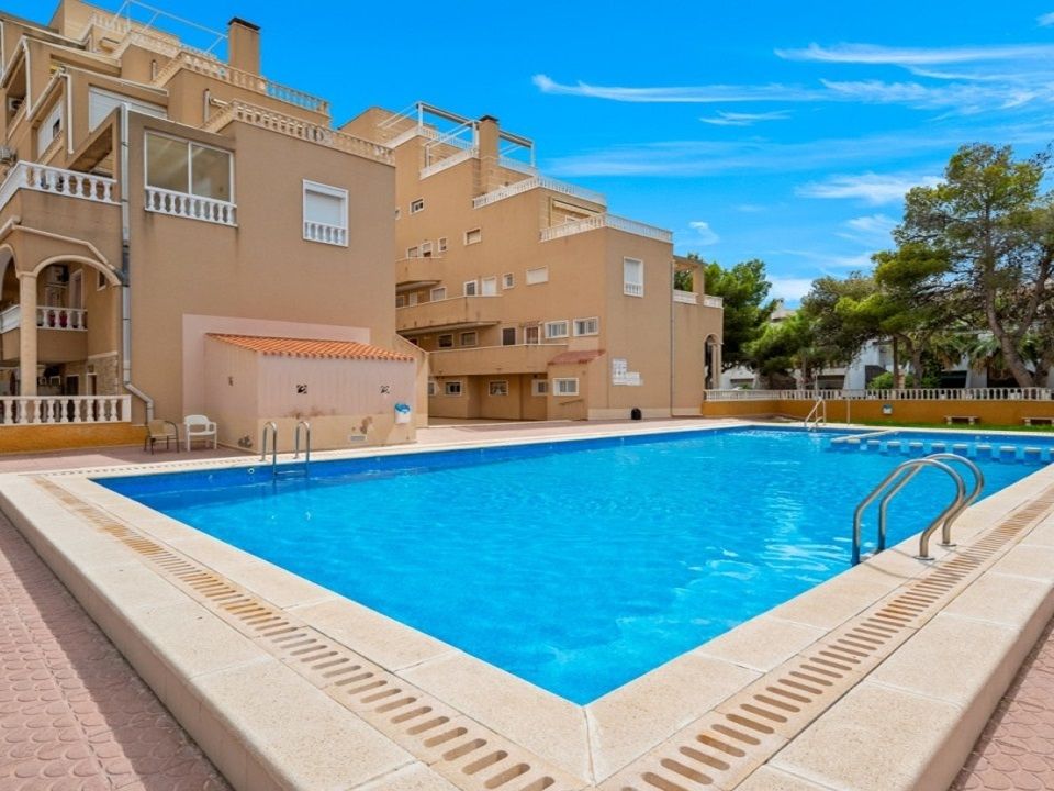 Lejlighed i Punta Prima, Alicante - foto 1