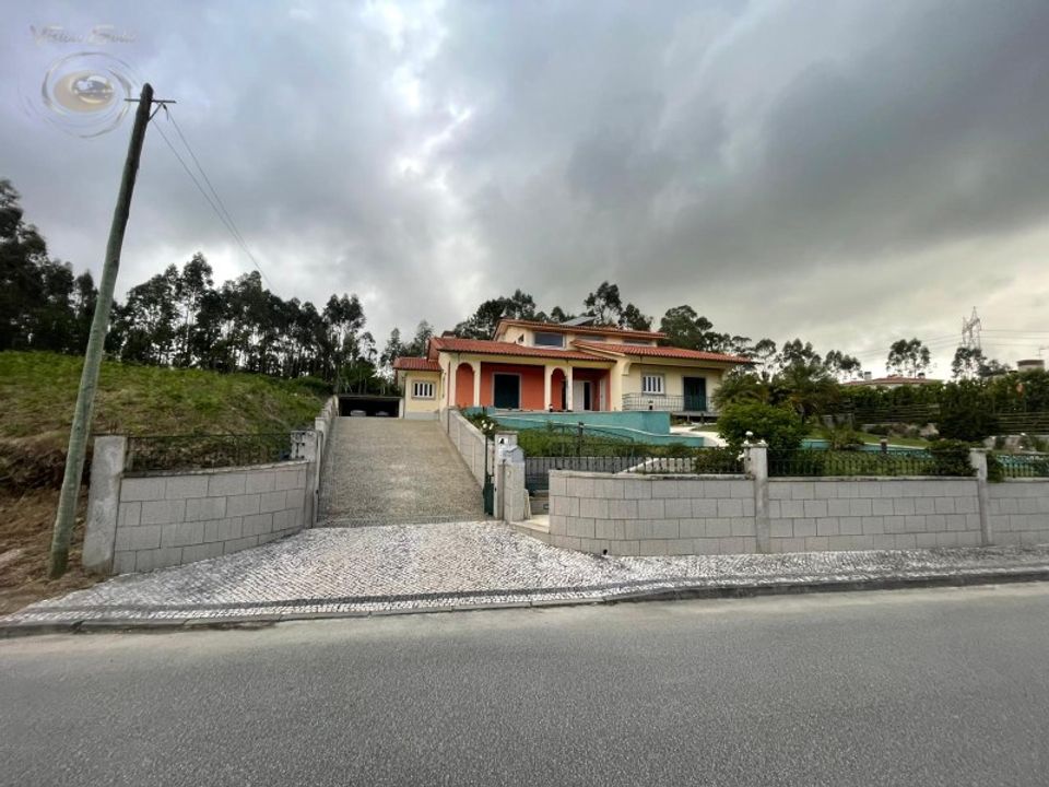 Villa i Oliveira de Azemeis, Aveiro - foto 2