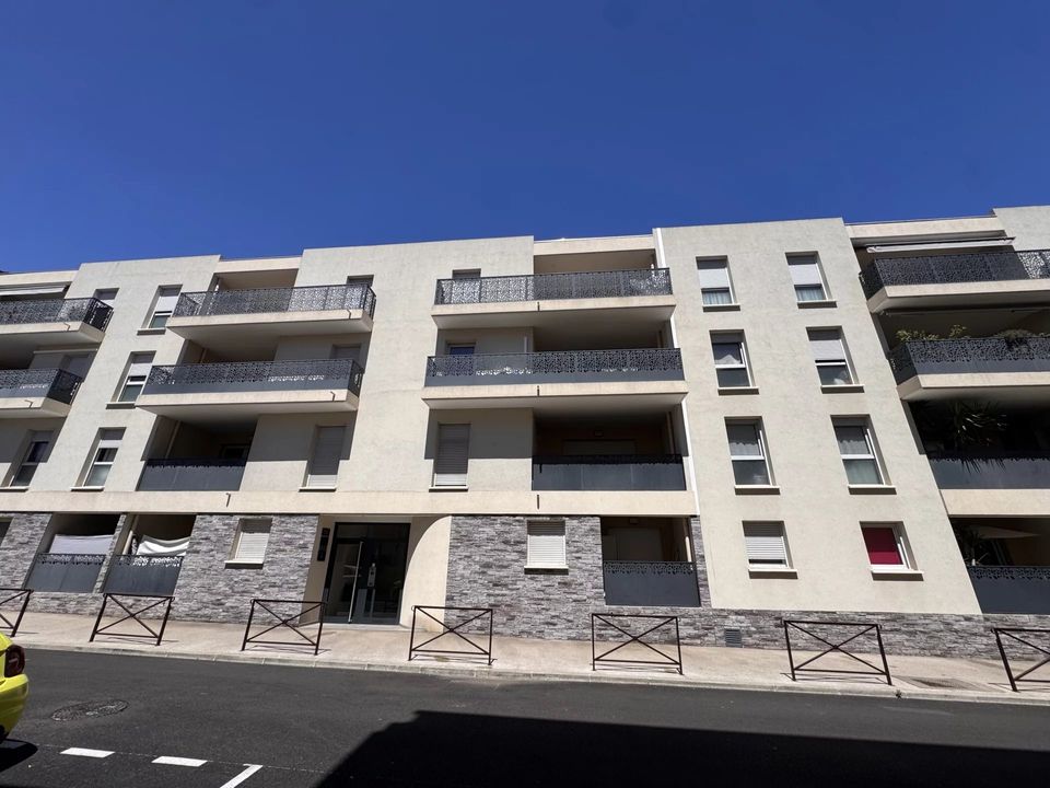 Leilighet i Saint-Laurent-du-Var, Alpes-Maritimes - bilde 1