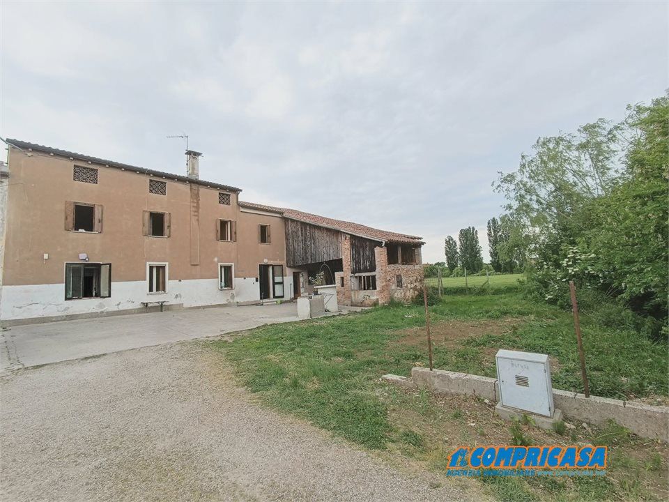 Villa i Roveredo di Gua, Verona - foto 1