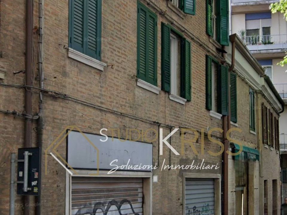 Erhvervsejendom i Ferrara, Ferrara - foto 3