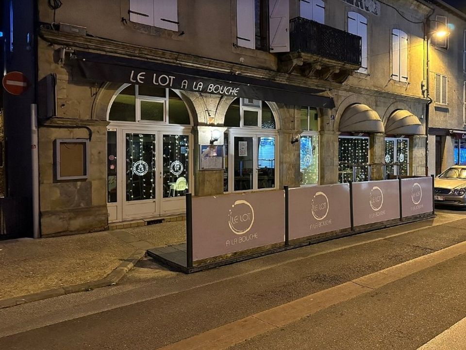 Erhvervsejendom i Saint-Céré, Lot - foto 2