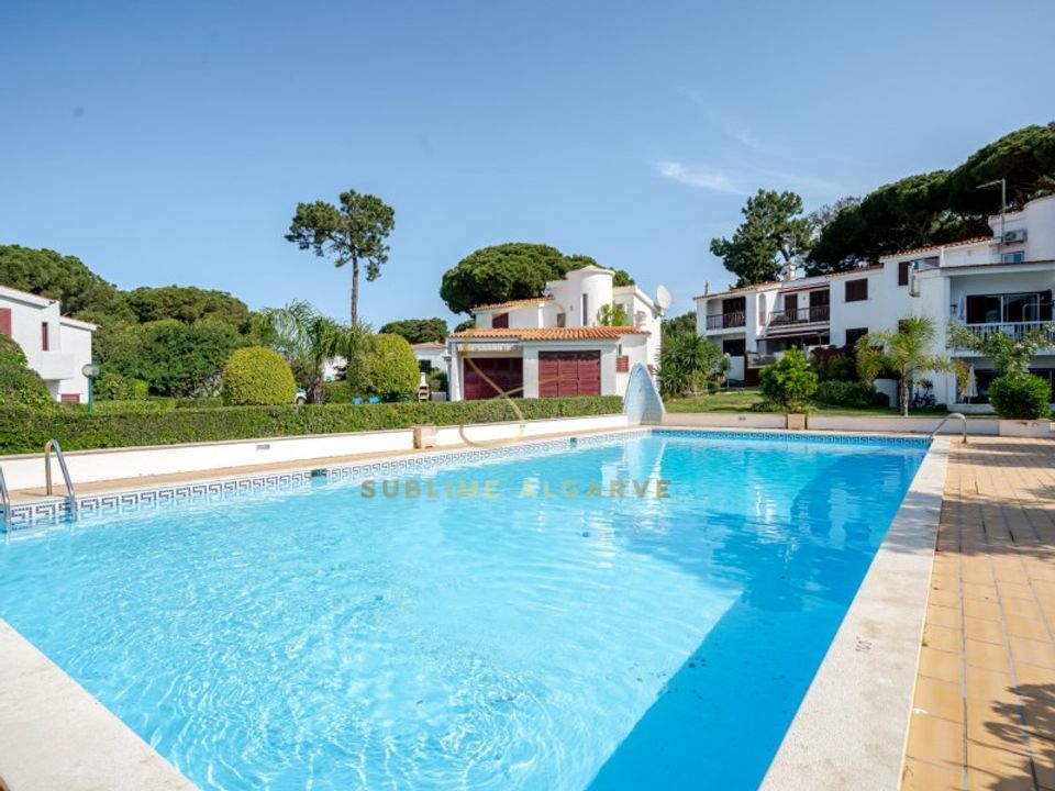 Villa i Quarteira, Faro - foto 1