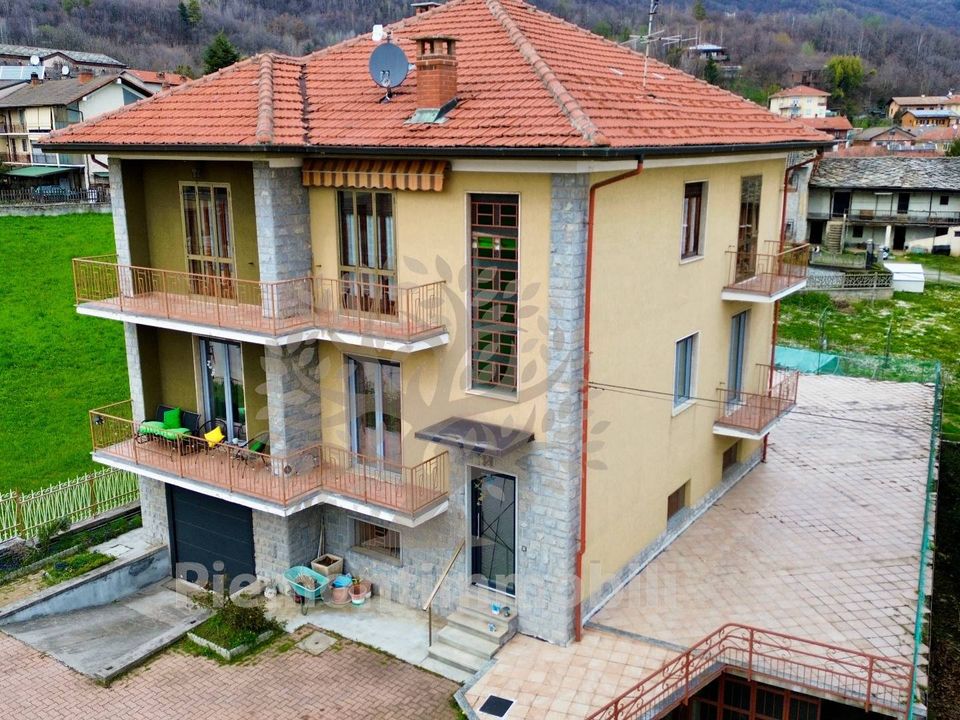 Villa i Giaveno, Turin - foto 1