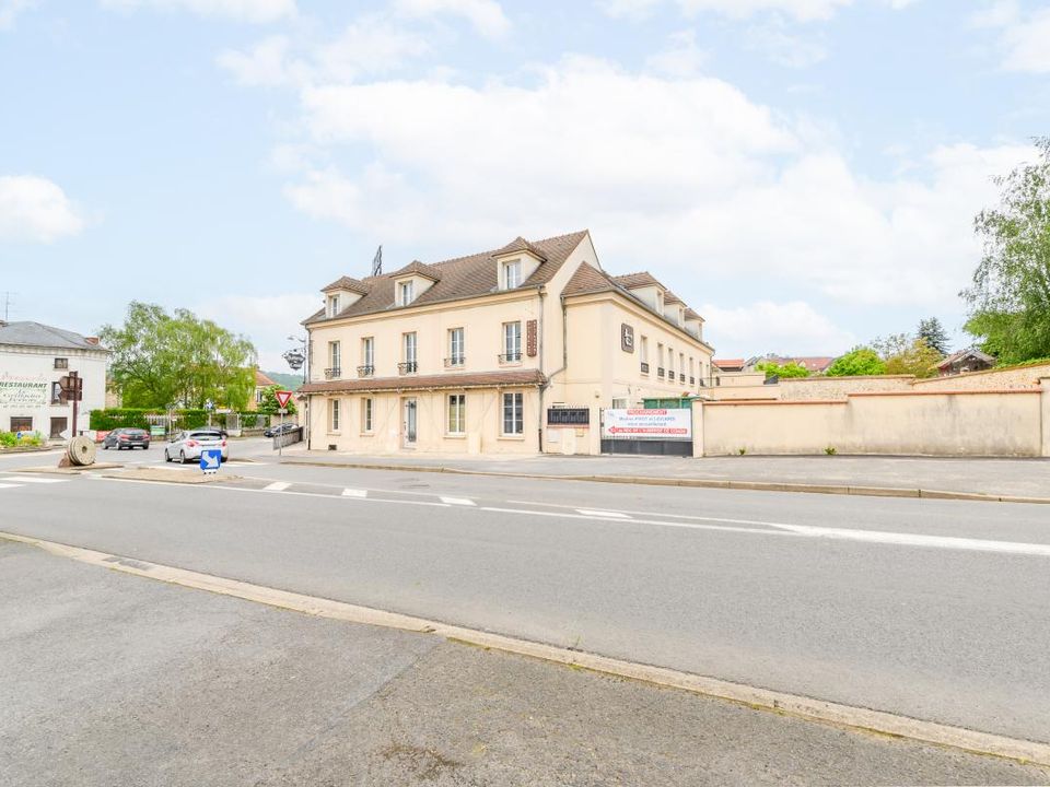 Erhvervsejendom i La Ferté-sous-Jouarre, Seine-et-Marne - foto 4