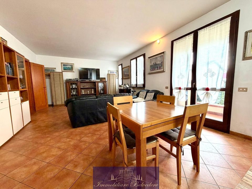 Lejlighed i Campi Bisenzio, Florence - foto 1