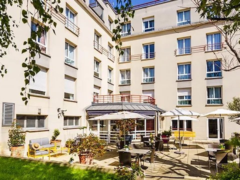 Erhvervsejendom i Pantin, Seine-Saint-Denis - foto 1