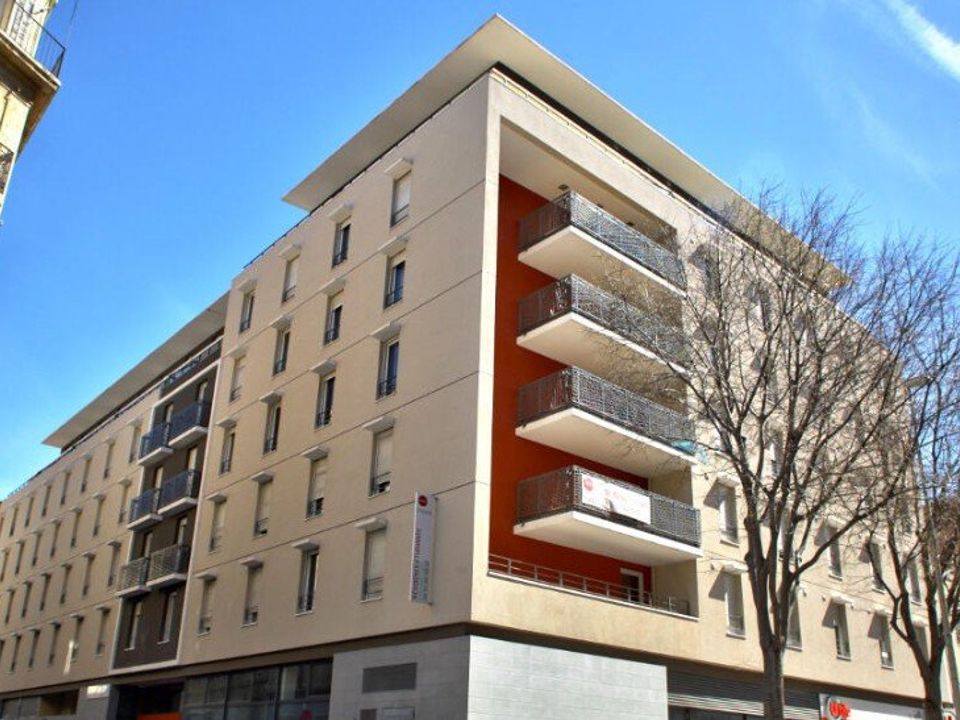 Erhvervsejendom i Marseille, Bouches-du-Rhone - foto 1