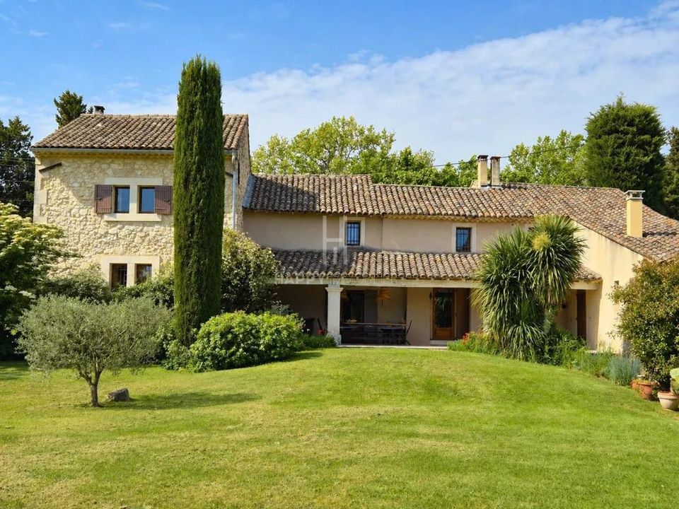 Villa i Plan-d'Orgon, Bouches-du-Rhone - foto 1