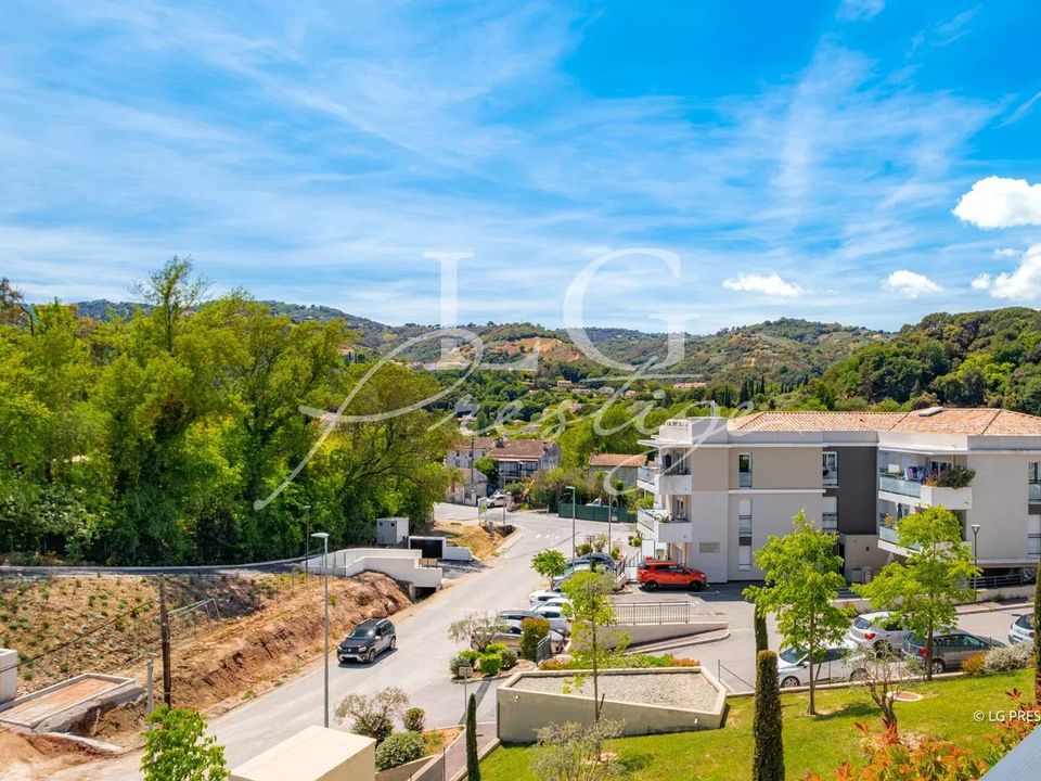 Lejlighed i Auribeau-sur-Siagne, Alpes-Maritimes - foto 1