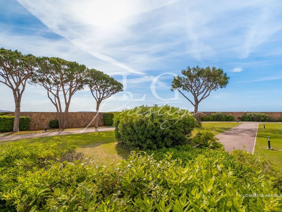 Lejlighed i Mandelieu-la-Napoule, Alpes-Maritimes - foto 2