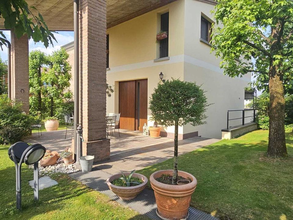 Villa i Cazzago San Martino, Brescia - foto 1