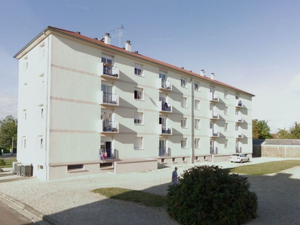 Lejlighed i Arcis-sur-Aube, Aube - foto 1