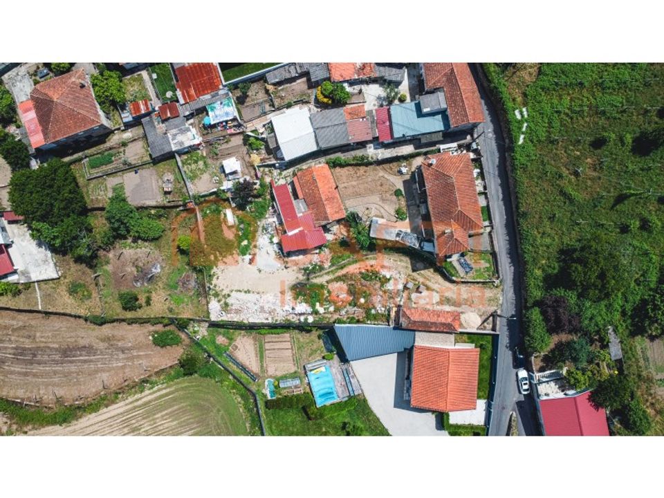 Helårsgrund i Vila Nova de Famalicao, Braga - foto 1
