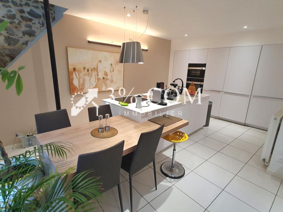 Landsbyhus i Saint-Galmier, Loire - foto 3