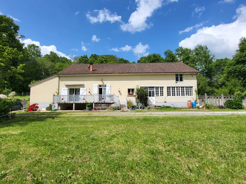Villa a Maisonnais-sur-Tardoire, Haute-Vienne - foto 1