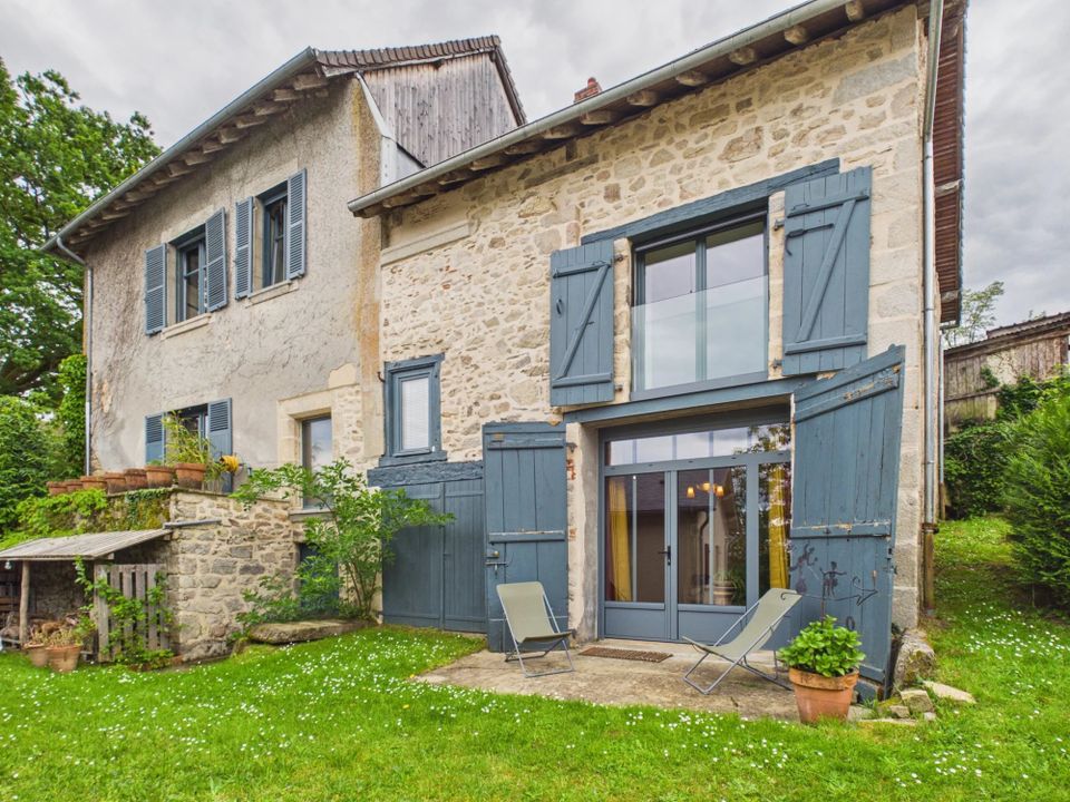 Landsbyhus i Rilhac-Lastours, Haute-Vienne - foto 1