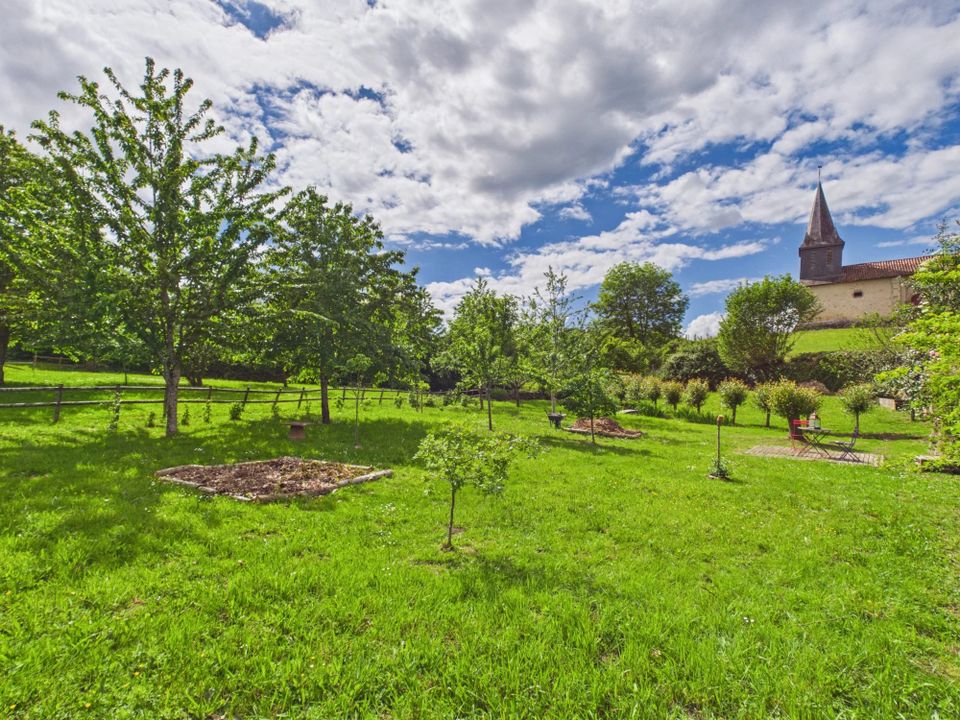 Landsbyhus i Rilhac-Lastours, Haute-Vienne - foto 2