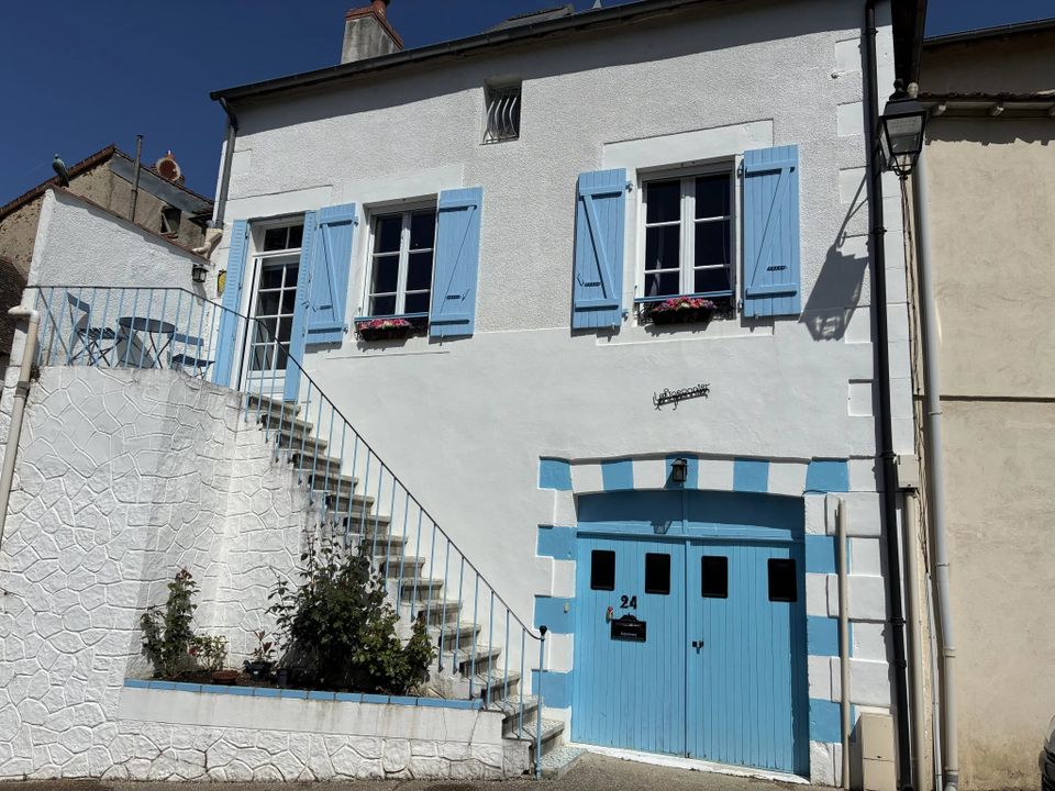 Landsbyhus i Brigueil-le-Chantre, Vienne - foto 1