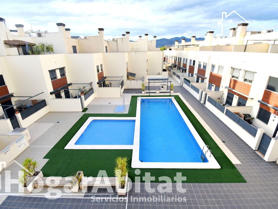 Reihenhaus in Castellon De La Plana, Castellon - Foto 1