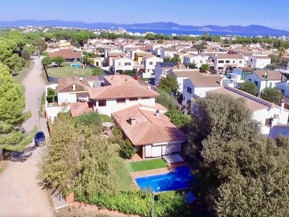 Villa i L'Escala, Gerona - foto 1