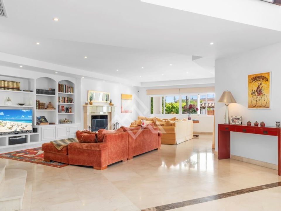 Villa i El Paraiso, Malaga - foto 3
