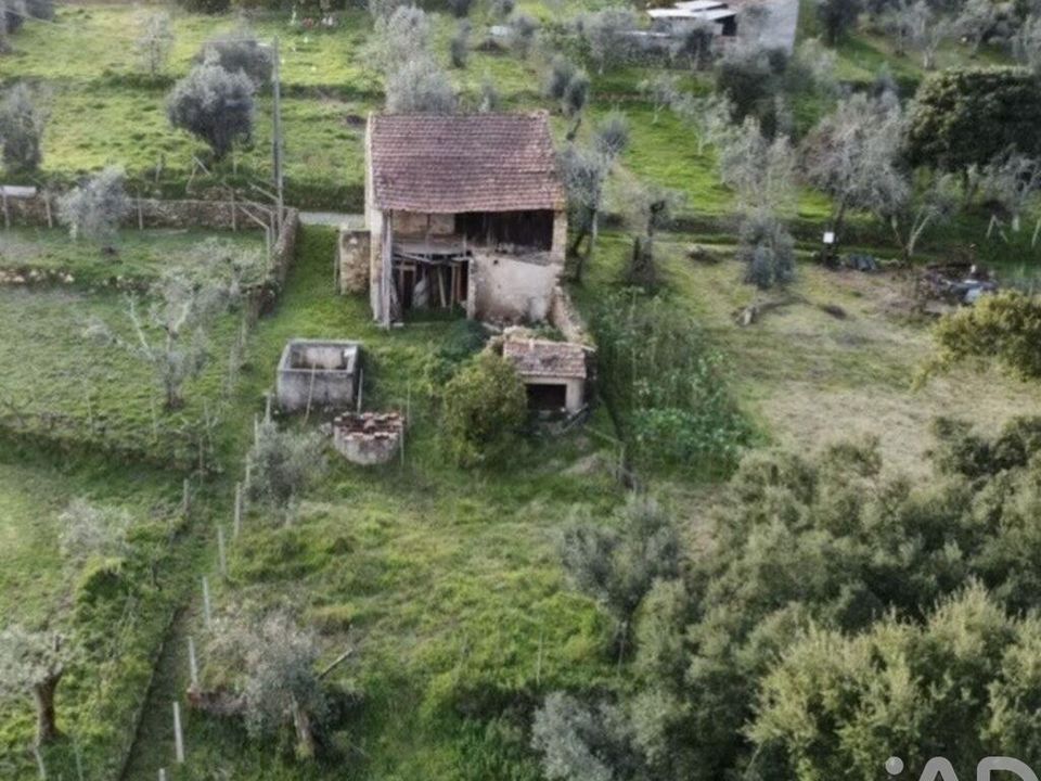 Byhus i Figueiro dos Vinhos, Leiria - foto 1