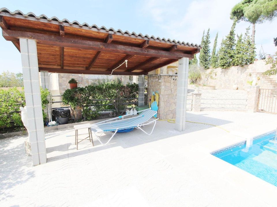 Villa a Vidreres, Gerona - foto 1