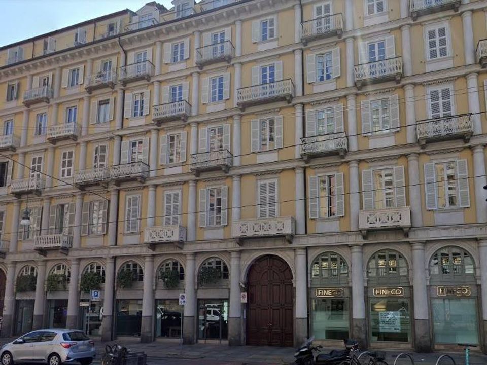 Parkeringsplass i Torino, Turin - bilde 3