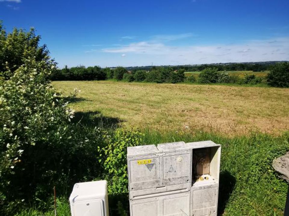Tomt i Ladevèze-Rivière, Gers - bilde 1