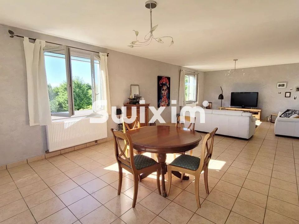 Villa i Lons-le-Saunier, Jura - foto 2