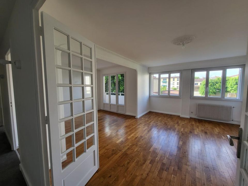 Lejlighed i Sainte-Foy-les-Lyon, Rhone - foto 1