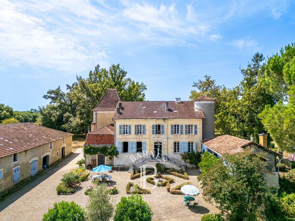 Landejendom i Saint-Sever, Landes - foto 1
