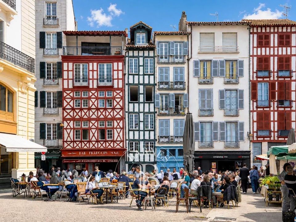 Byhus i Bayonne, Pyrenees-Atlantiques - foto 1