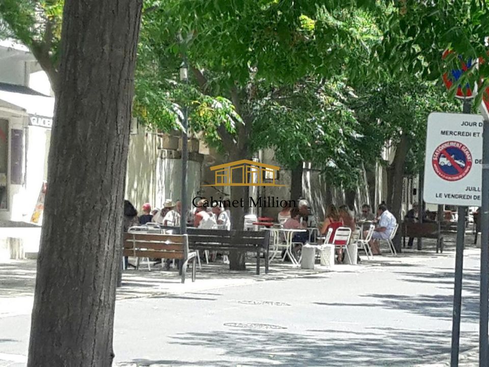 Erhvervsejendom i Vic-la-Gardiole, Herault - foto 1