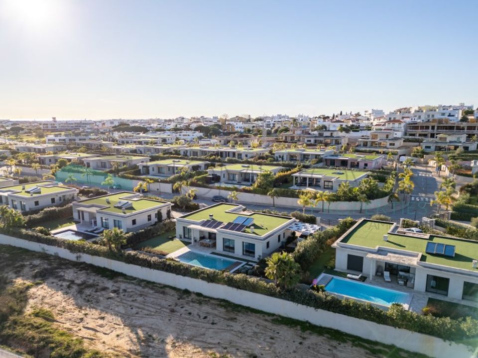 Villa i Montenegro, Faro - foto 1