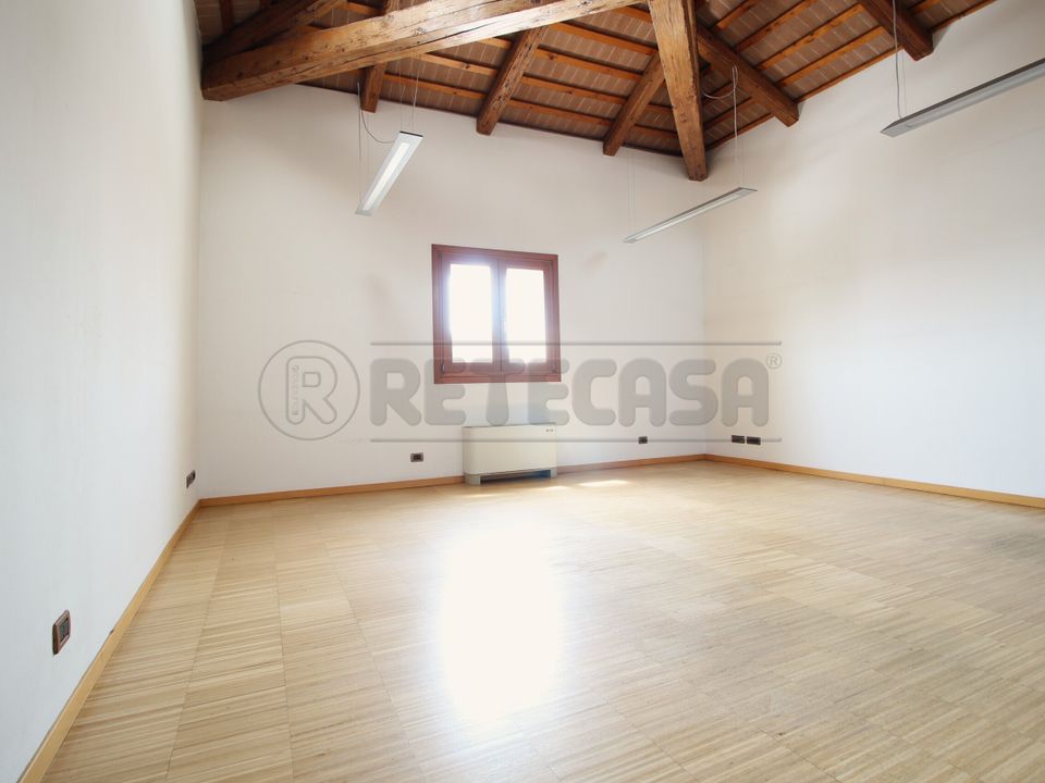 Erhvervsejendom i Montebello Vicentino, Vicenza - foto 3