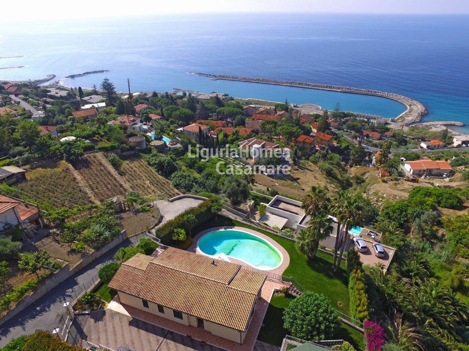 Villa i Ospedaletti, Imperia - foto 3
