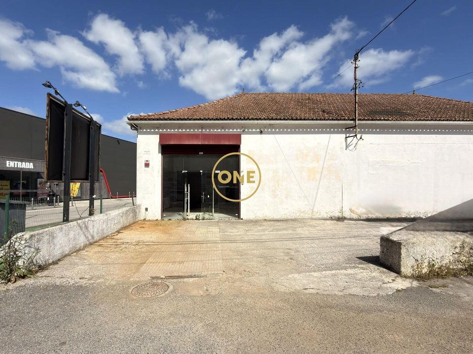 Erhvervsejendom i Torres Vedras, Lisbon - foto 1