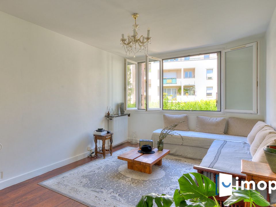 Lejlighed i Issy-les-Moulineaux, Hauts-de-Seine - foto 1